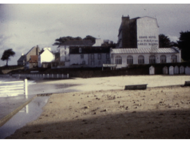 Projection du film "BZHôtel" sur l'île de Ouessant