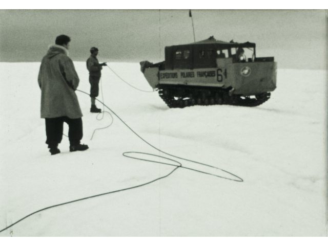 Docs en stock au Musée : 70 ans de la première expédition française au Groenland 