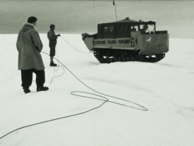 Docs en stock au Musée : 70 ans de la première expédition française au Groenland 