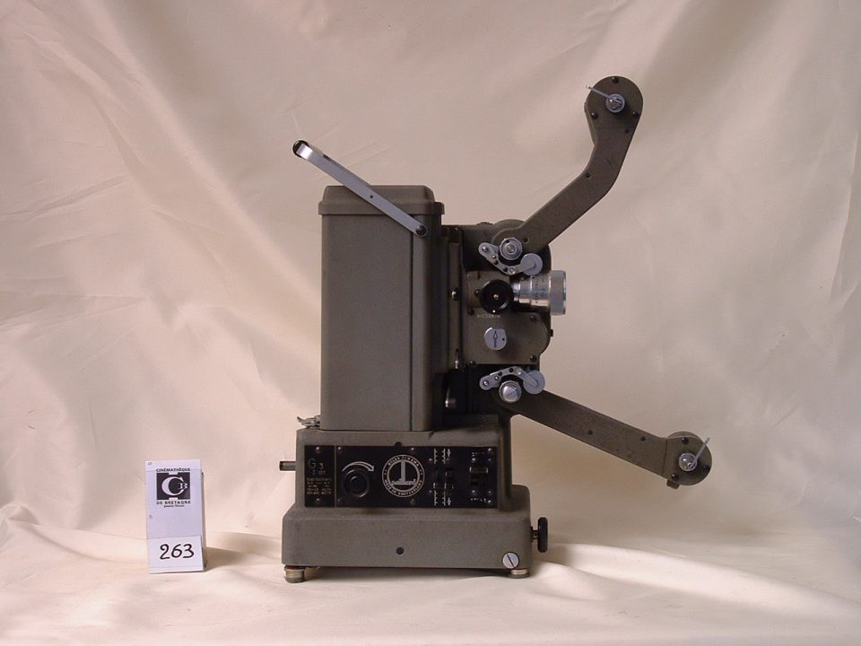 Projecteur 16 mm G3, marque PAILLARD